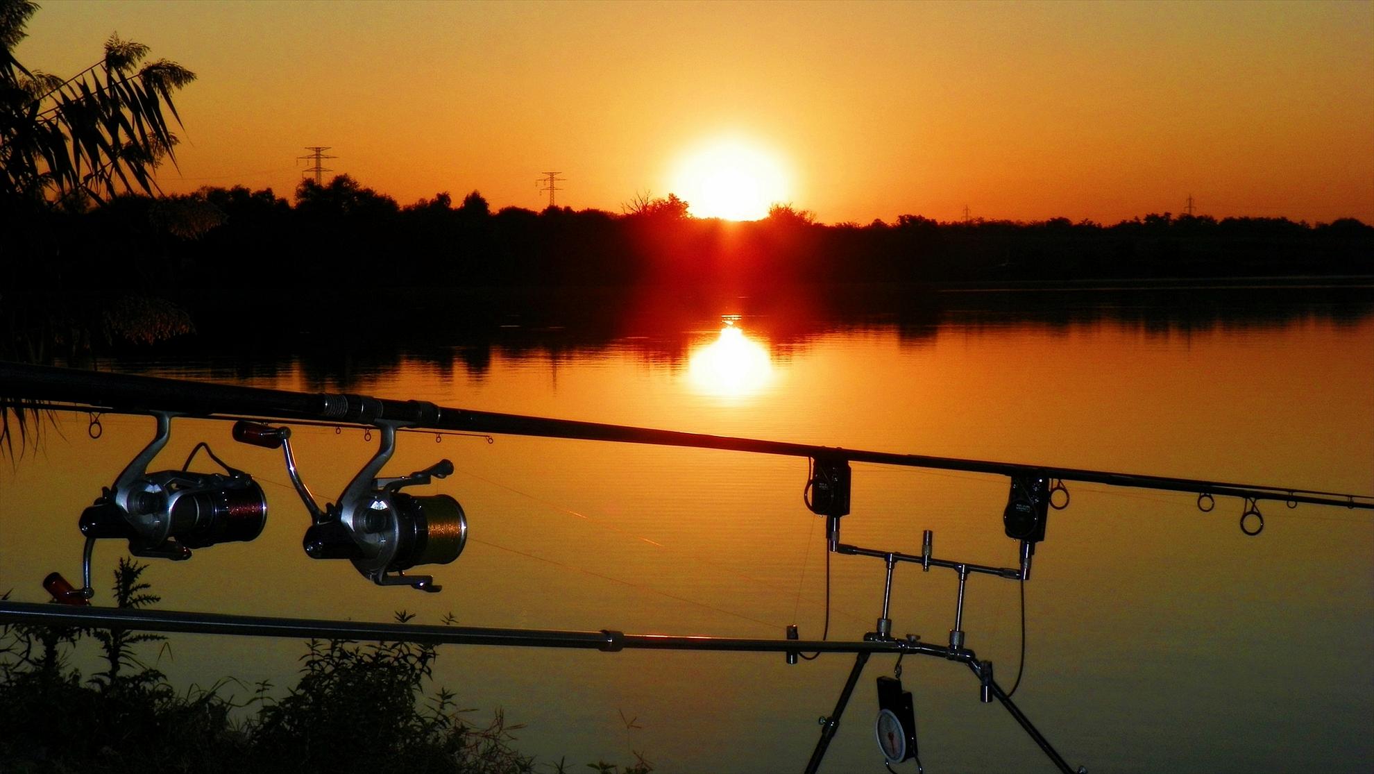 Sunset - 1009041.JPG